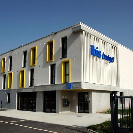 Ibis Budget Loudeac Velodrome Bagian luar foto