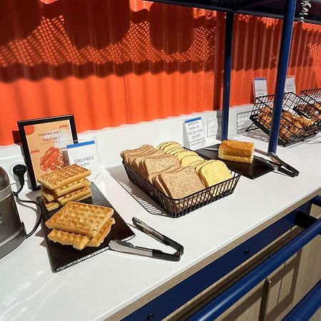 Ibis Budget Loudeac Velodrome Bagian luar foto