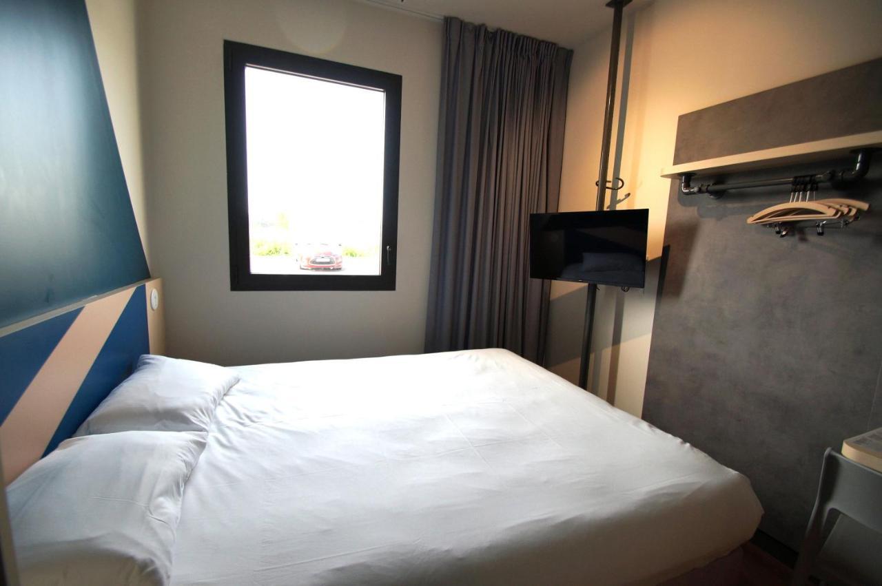 Ibis Budget Loudeac Velodrome Bagian luar foto