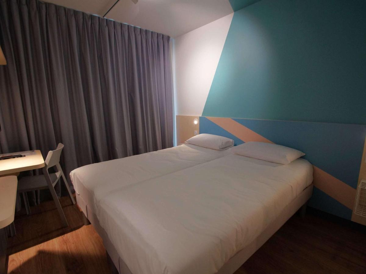 Ibis Budget Loudeac Velodrome Bagian luar foto