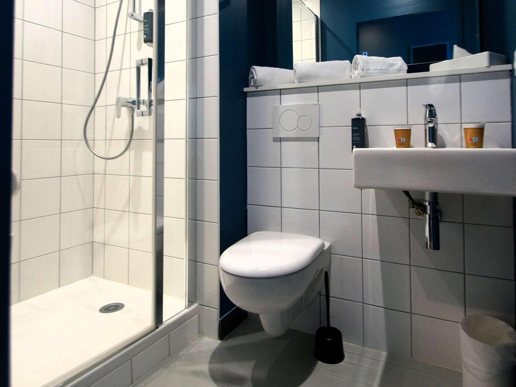 Ibis Budget Loudeac Velodrome Bagian luar foto