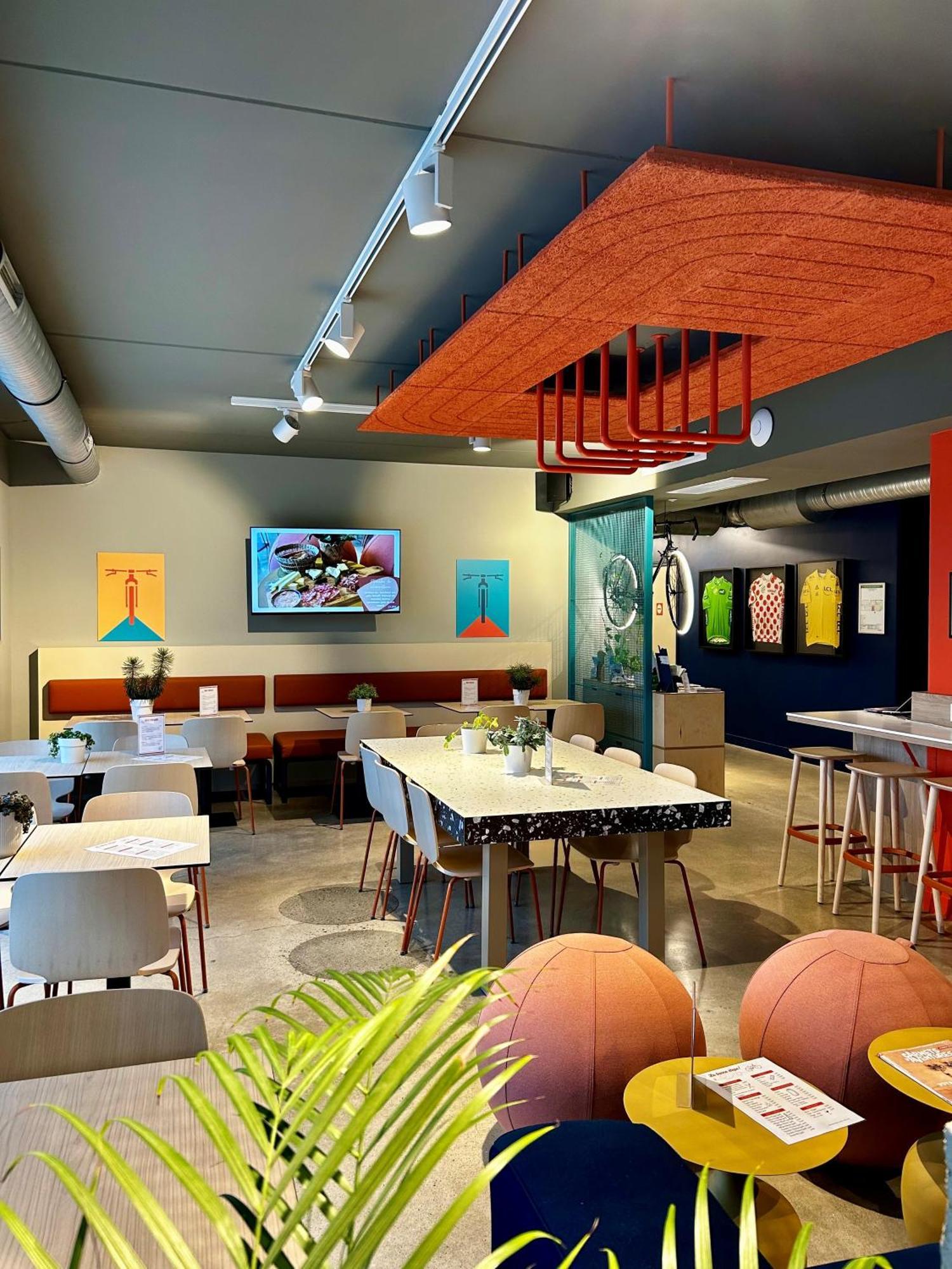 Ibis Budget Loudeac Velodrome Bagian luar foto