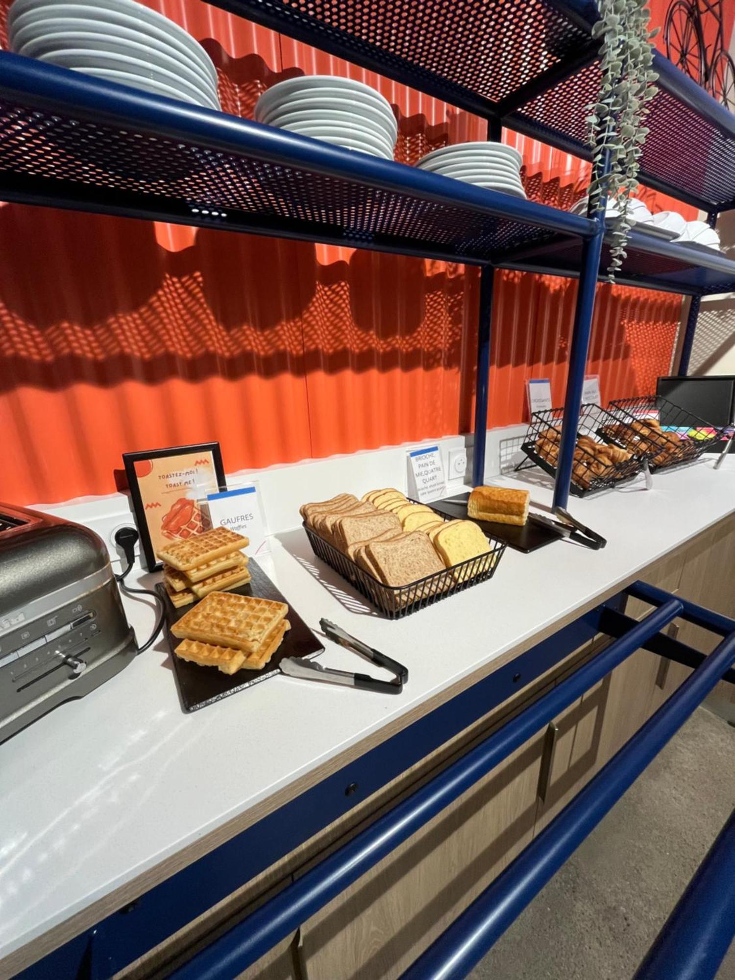 Ibis Budget Loudeac Velodrome Bagian luar foto